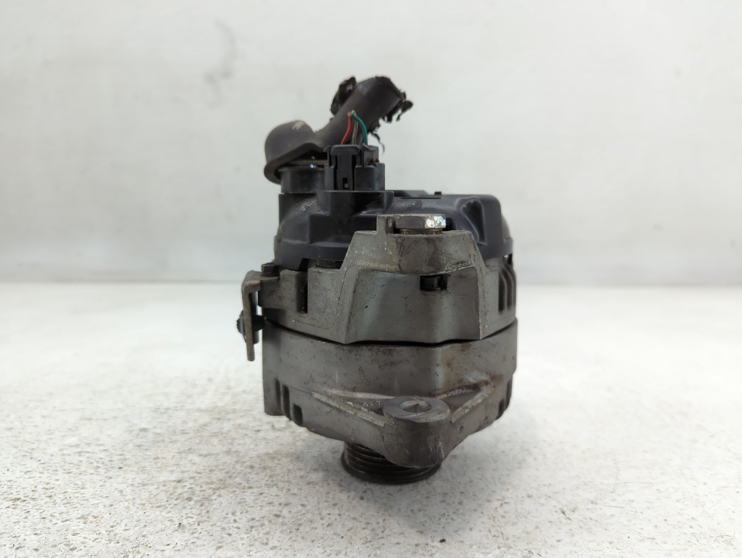 2015-2019 Hyundai Sonata Alternator Replacement Generator Charging Assembly Engine OEM P/N:37300-2G061 Fits OEM Used Auto Pa