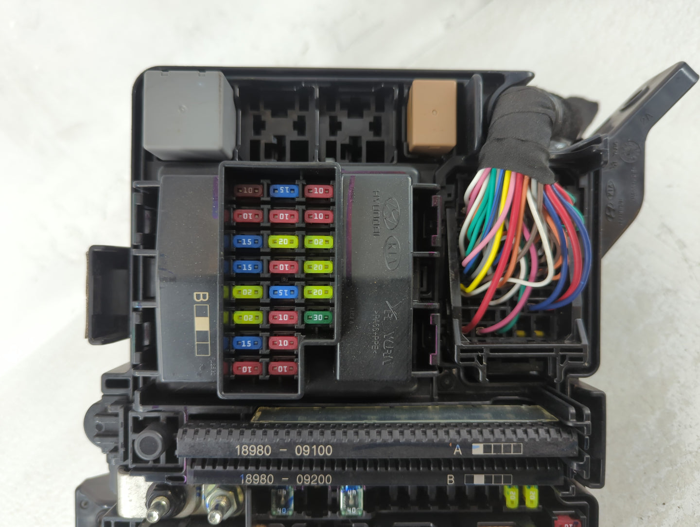 2016-2017 Hyundai Sonata Fusebox Fuse Box Panel Relay Module P/N:91950-C1820 Fits Fits 2016 2017 OEM Used Auto Parts - Oemus