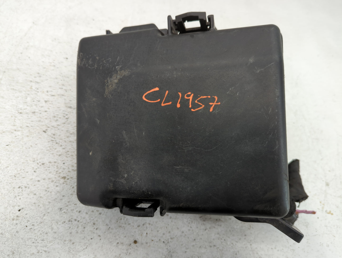 2016-2017 Hyundai Sonata Fusebox Fuse Box Panel Relay Module P/N:91277C2570LC 6423-0102-7-000 Fits Fits 2016 2017 OEM Used A