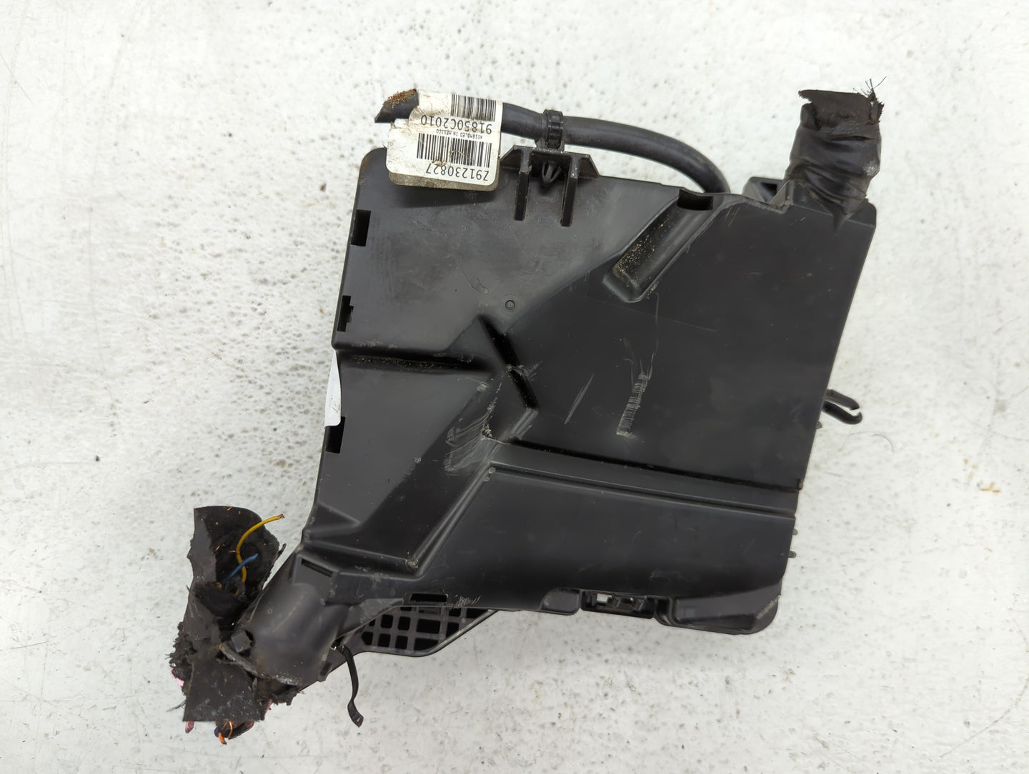 2016-2017 Hyundai Sonata Fusebox Fuse Box Panel Relay Module P/N:91277C2570LC 6423-0102-7-000 Fits Fits 2016 2017 OEM Used A