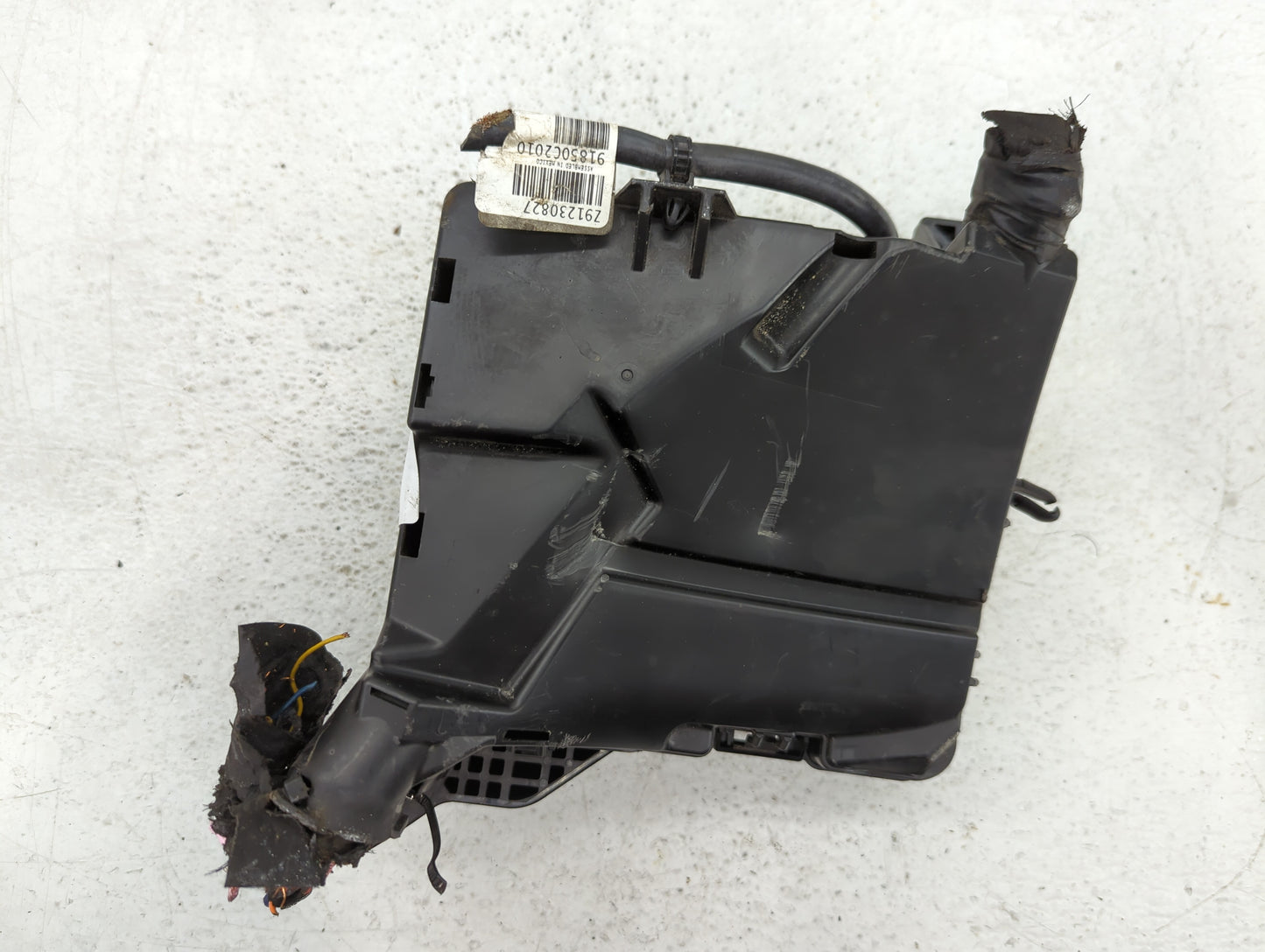 2016-2017 Hyundai Sonata Fusebox Fuse Box Panel Relay Module P/N:91277C2570LC 6423-0102-7-000 Fits Fits 2016 2017 OEM Used A