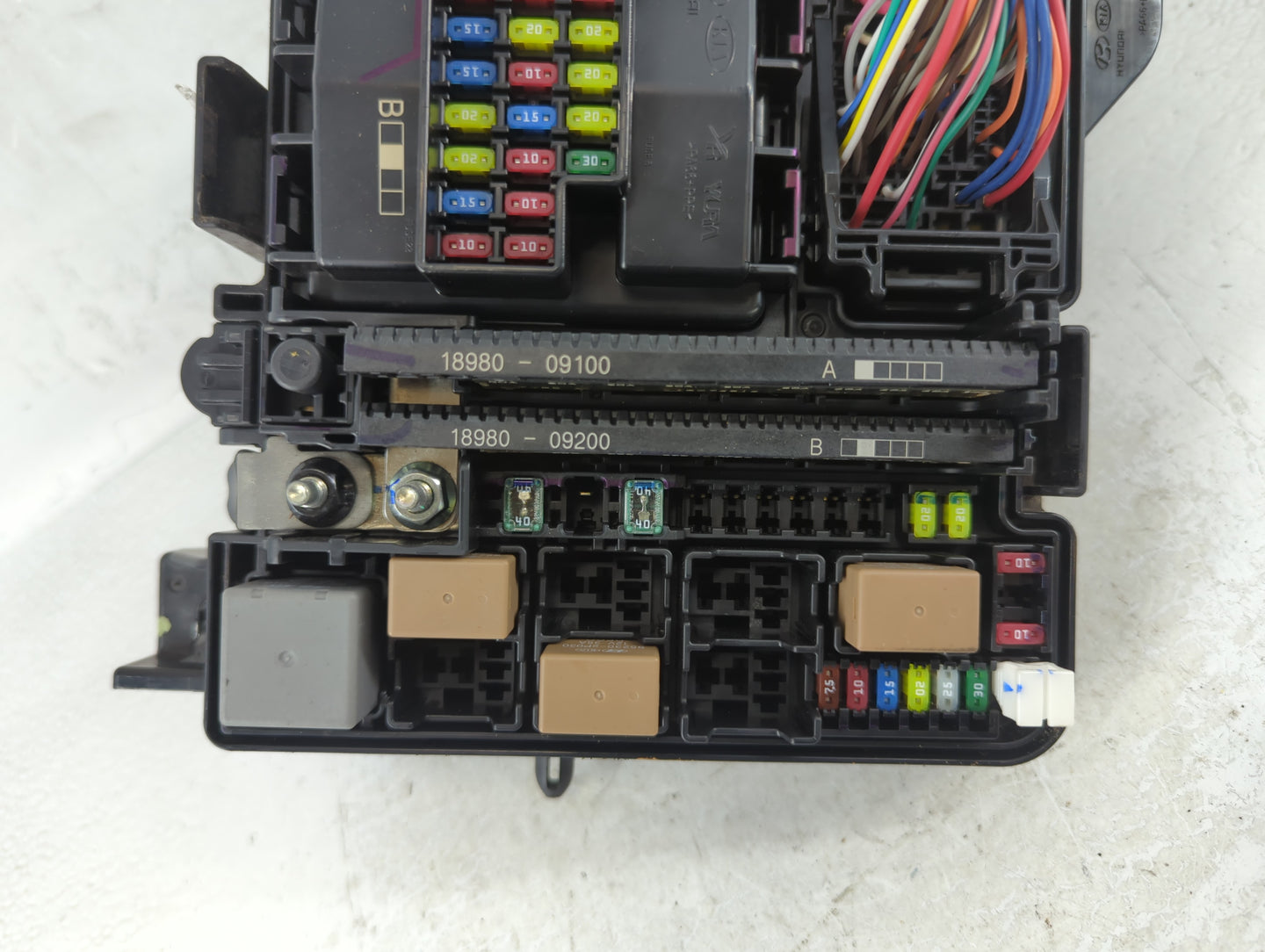 2016-2017 Hyundai Sonata Fusebox Fuse Box Panel Relay Module P/N:91950-C1820 Fits Fits 2016 2017 OEM Used Auto Parts - Oemus