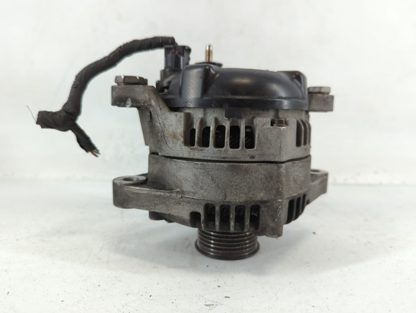 2015-2019 Hyundai Sonata Alternator Replacement Generator Charging Assembly Engine OEM P/N:TN104211-8790 37300-2G061 Fits OE