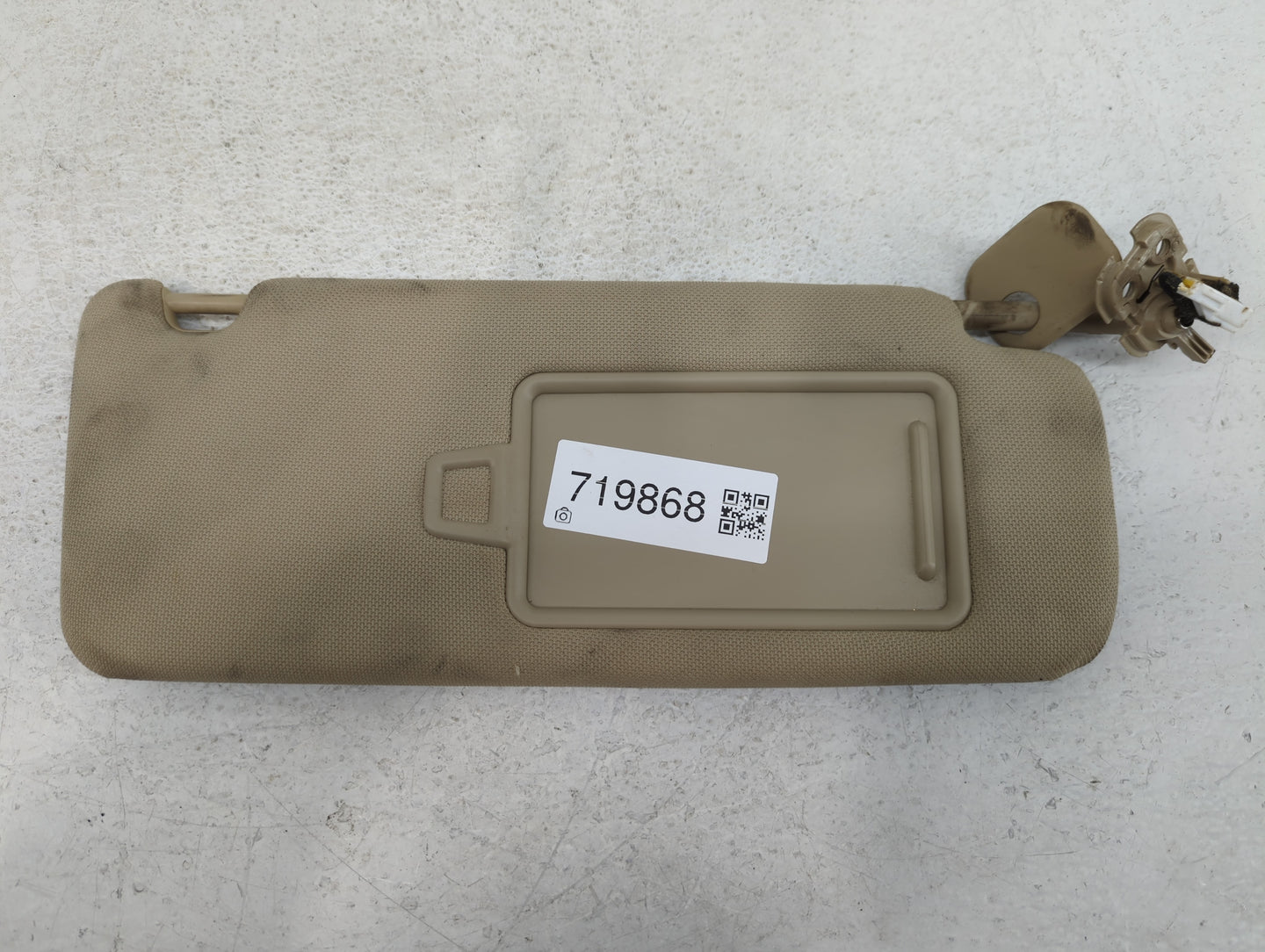 2015-2019 Hyundai Sonata Sun Visor Shade Replacement Passenger Right Mirror Fits Fits 2015 2016 2017 2018 2019 OEM Used Auto
