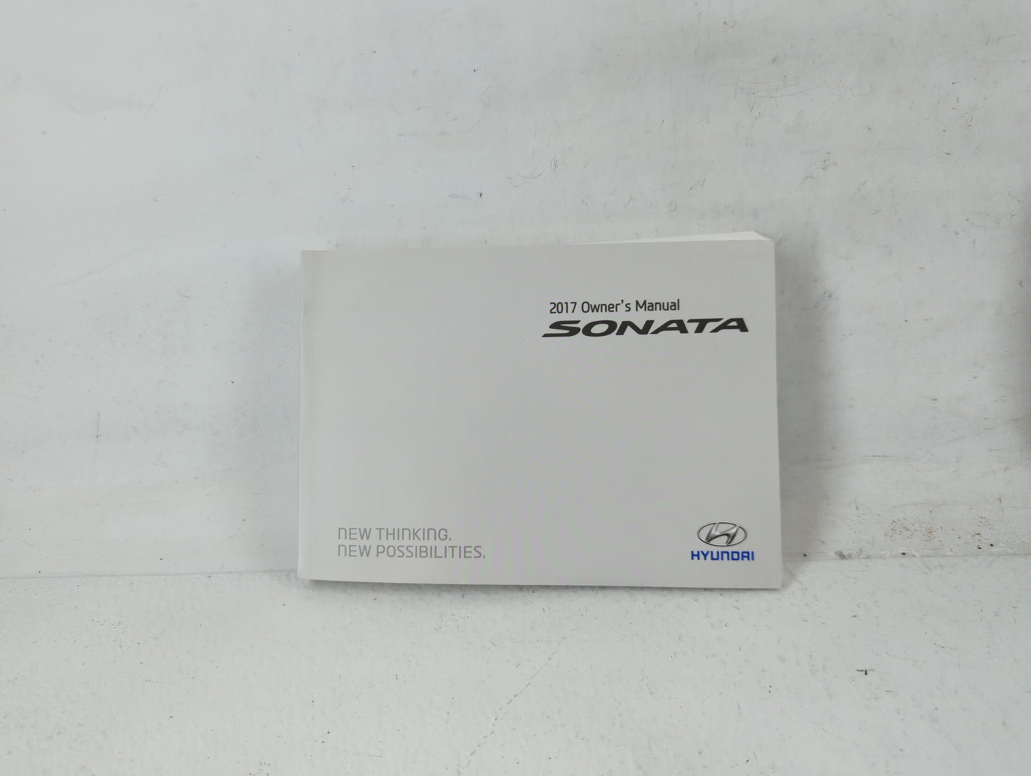 2017 Hyundai Sonata Owners Manual Book Guide P/N:HC10-EU68C OEM Used Auto Parts - Oemusedautoparts1.com