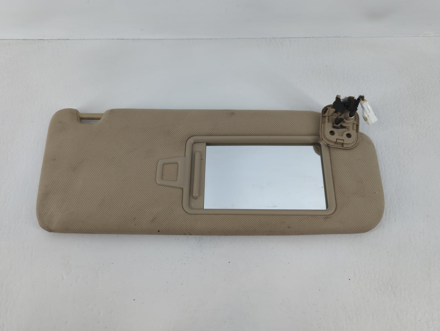 2015-2019 Hyundai Sonata Sun Visor Shade Replacement Passenger Right Mirror Fits Fits 2015 2016 2017 2018 2019 OEM Used Auto