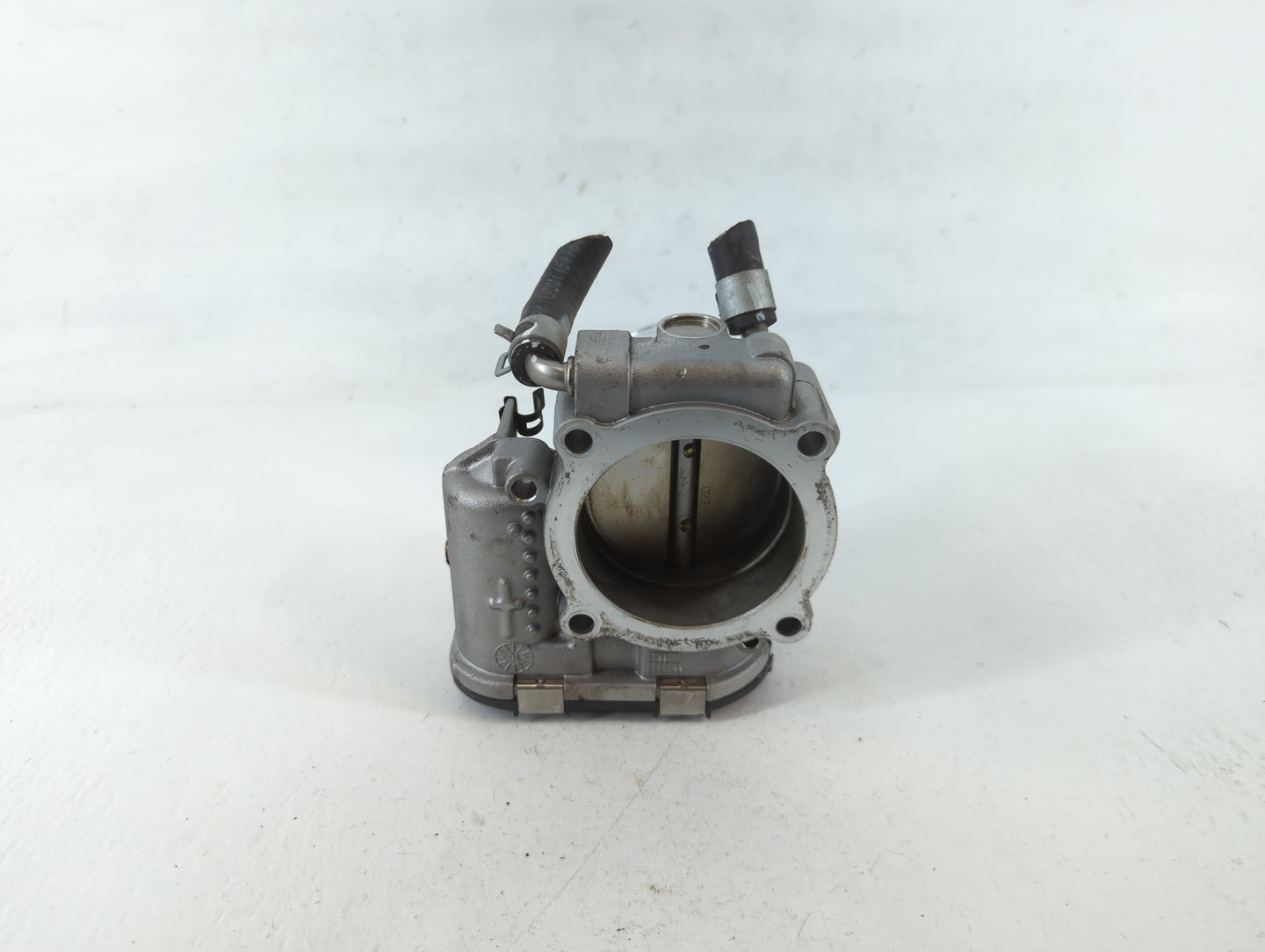 2015-2019 Hyundai Sonata Throttle Body P/N:35100-2G600 Fits Fits 2015 2016 2017 2018 2019 2020 2021 OEM Used Auto Parts - Oe