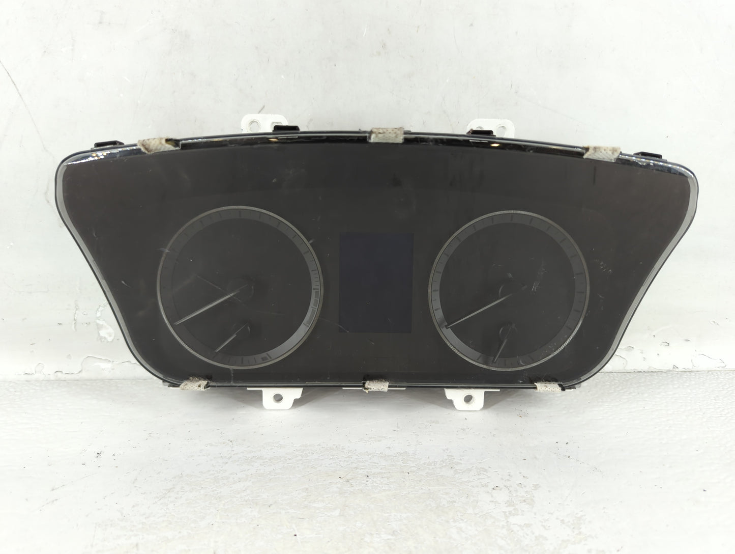 2016-2017 Hyundai Sonata Instrument Cluster Speedometer Gauges P/N:94001-C2201 Fits Fits 2016 2017 OEM Used Auto Parts - Oem