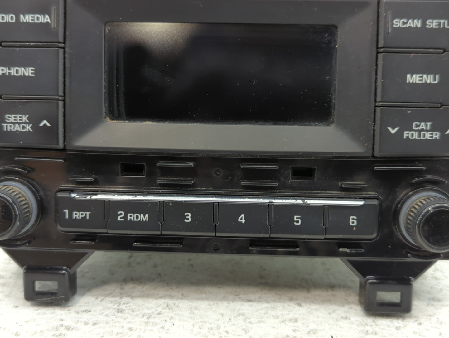 2016-2017 Hyundai Sonata Am Fm Cd Player Radio Receiver - Oemusedautoparts1.com
