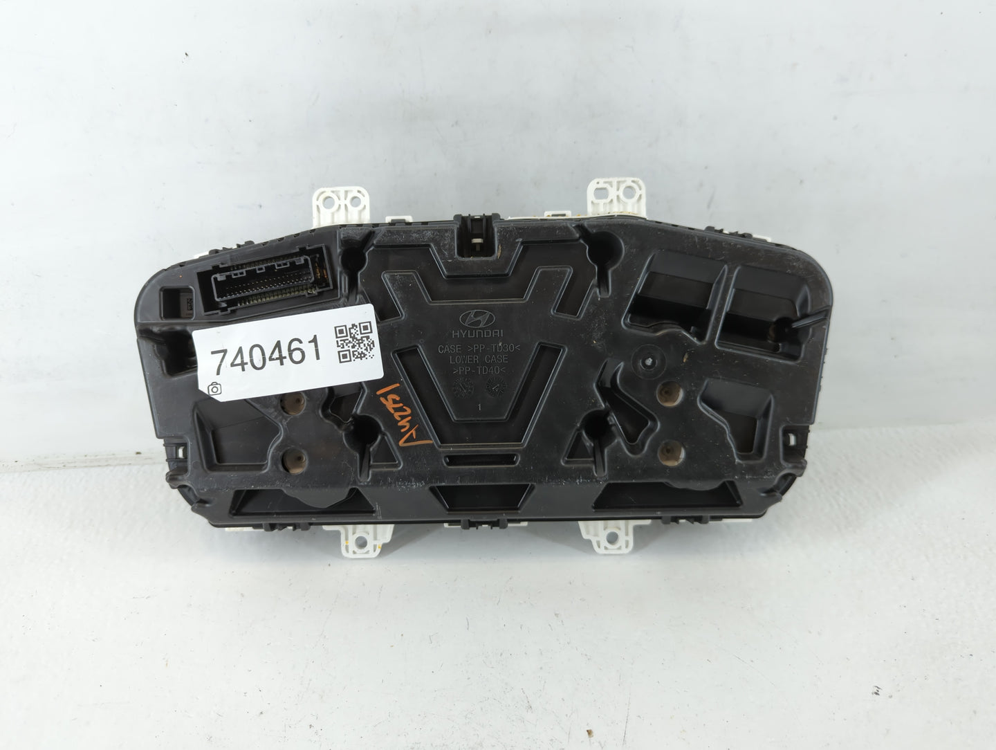 2016-2017 Hyundai Sonata Instrument Cluster Speedometer Gauges P/N:94001-C2201 Fits Fits 2016 2017 OEM Used Auto Parts - Oem