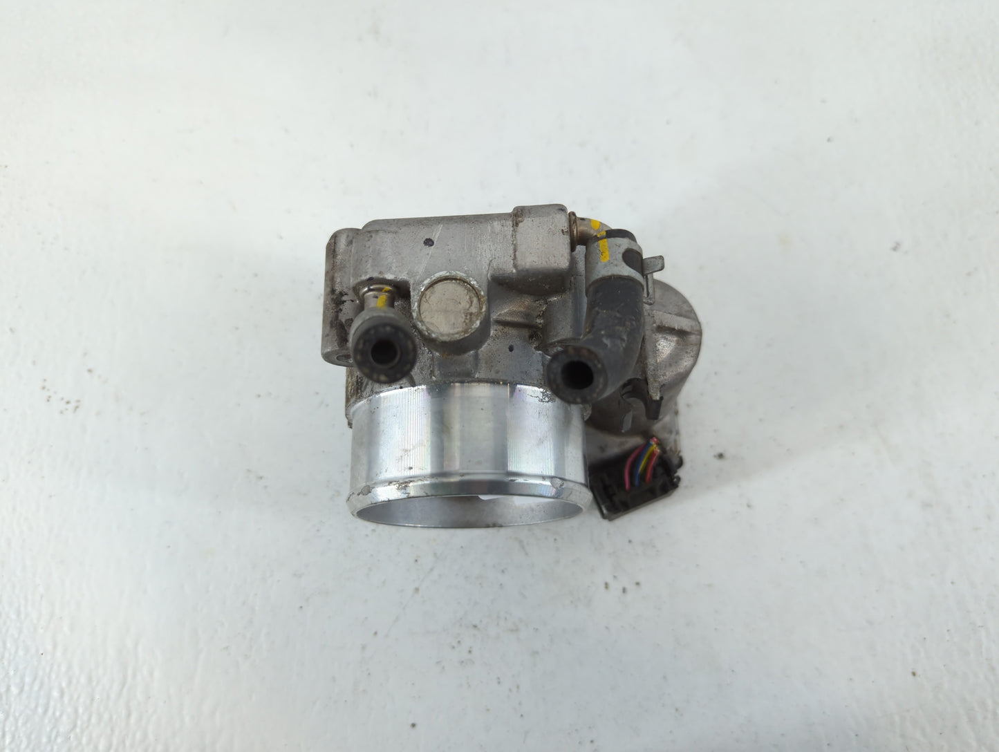 2015-2019 Hyundai Sonata Throttle Body P/N:35100-2G600 Fits Fits 2015 2016 2017 2018 2019 2020 2021 OEM Used Auto Parts - Oe