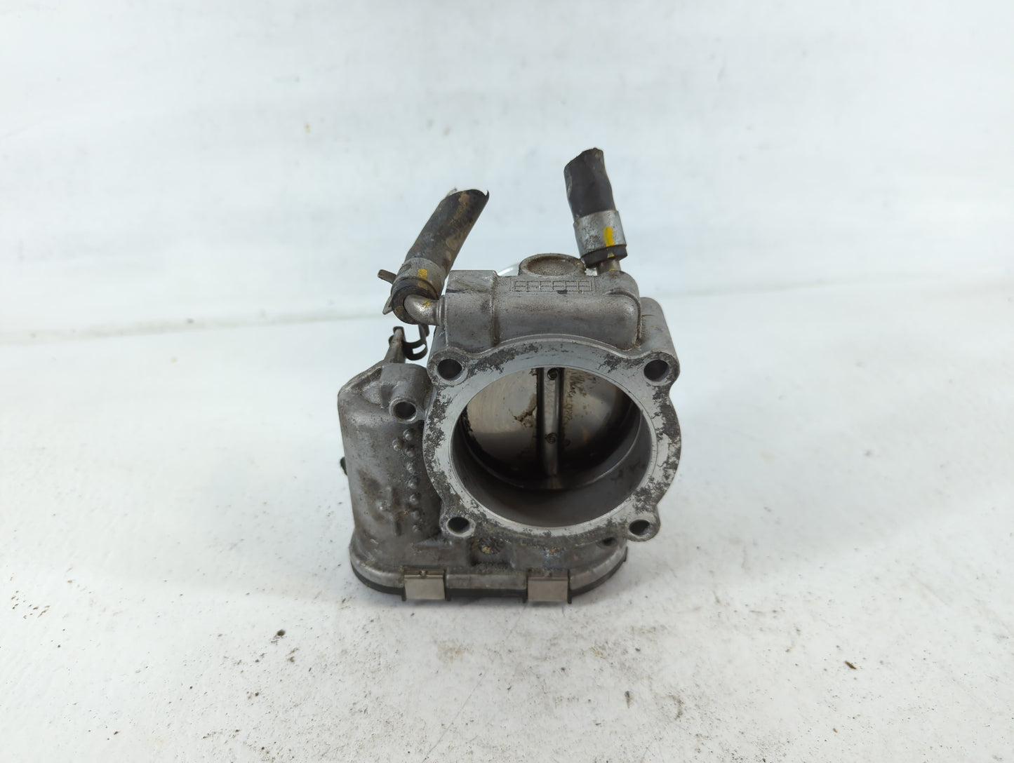 2015-2019 Hyundai Sonata Throttle Body P/N:35100-2G600 Fits Fits 2015 2016 2017 2018 2019 2020 2021 OEM Used Auto Parts - Oe