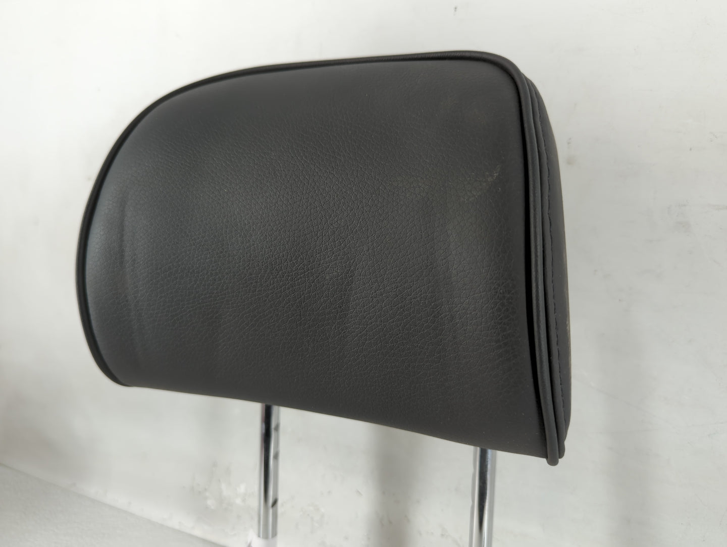 2017 Hyundai Sonata Headrest Head Rest Front Driver Passenger Seat Black - Oemusedautoparts1.com