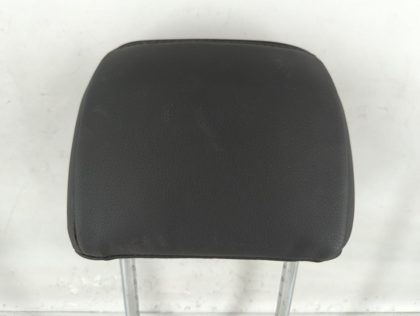 2017 Hyundai Sonata Headrest Head Rest Front Driver Passenger Seat Black - Oemusedautoparts1.com