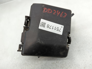 2016-2017 Hyundai Sonata Fusebox Fuse Box Panel Relay Module P/N:6423-0102-7-000 Fits Fits 2016 2017 OEM Used Auto Parts - O