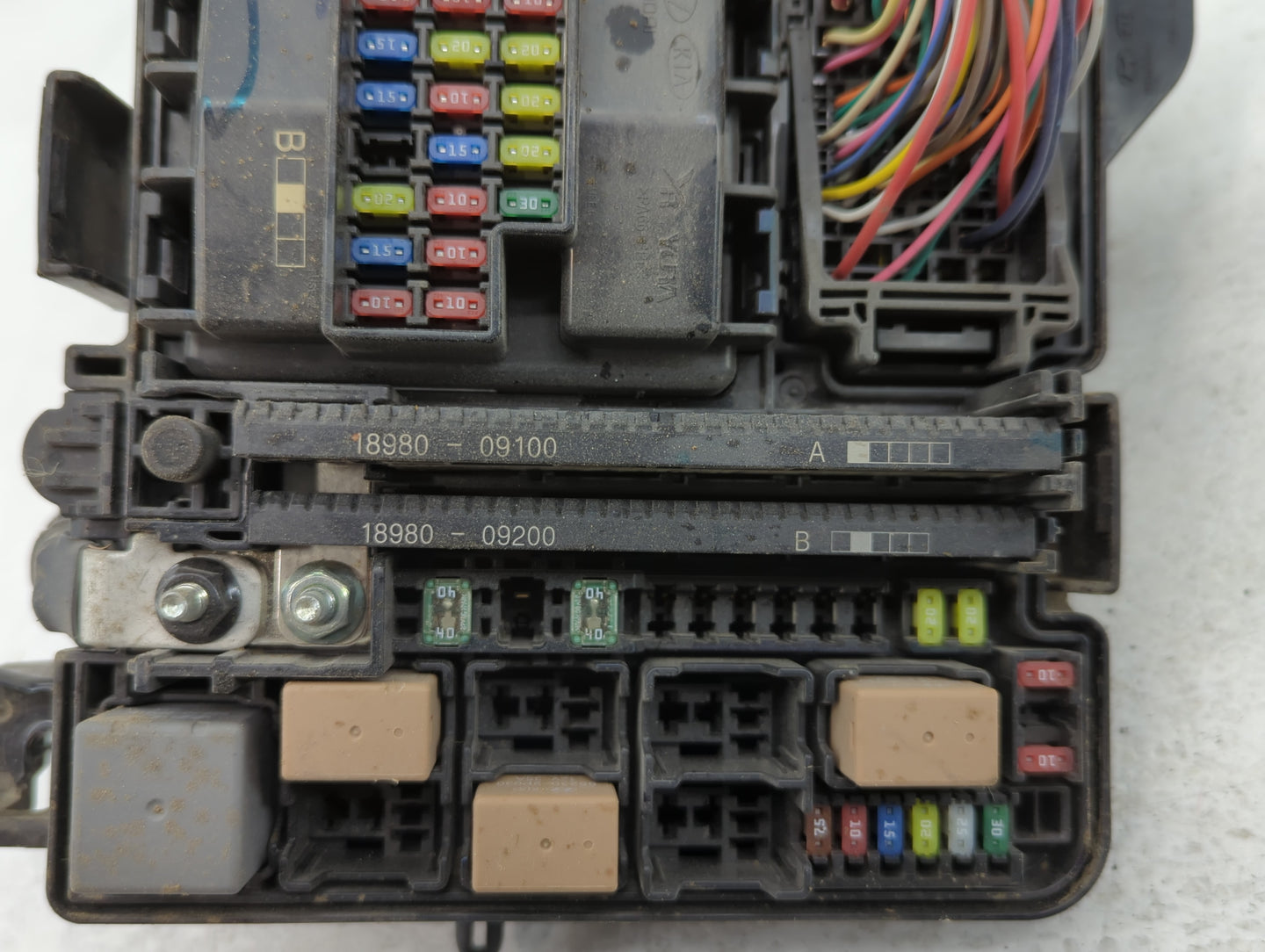 2016-2017 Hyundai Sonata Fusebox Fuse Box Panel Relay Module P/N:6423-0102-7-000 Fits Fits 2016 2017 OEM Used Auto Parts - O