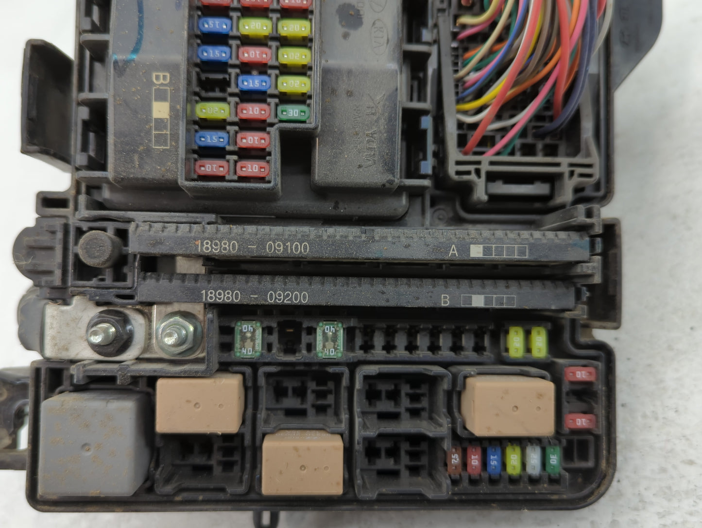 2016-2017 Hyundai Sonata Fusebox Fuse Box Panel Relay Module P/N:6423-0102-7-000 Fits Fits 2016 2017 OEM Used Auto Parts - O