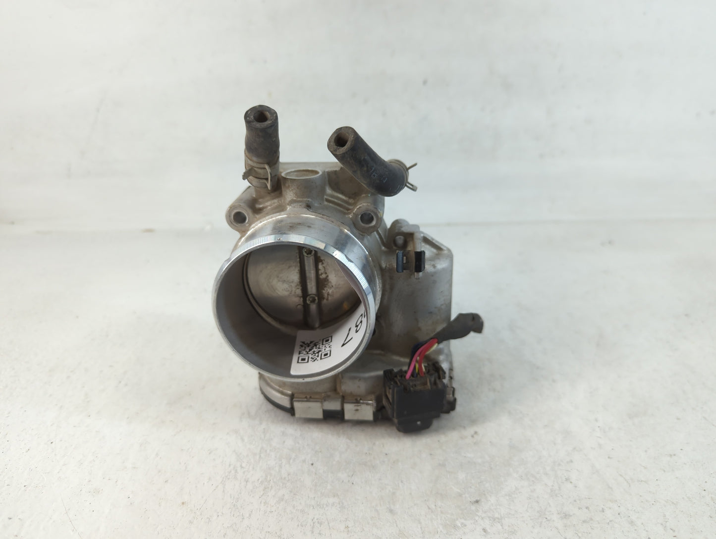2015-2019 Hyundai Sonata Throttle Body P/N:35100-2G600 Fits Fits 2015 2016 2017 2018 2019 2020 2021 OEM Used Auto Parts - Oe