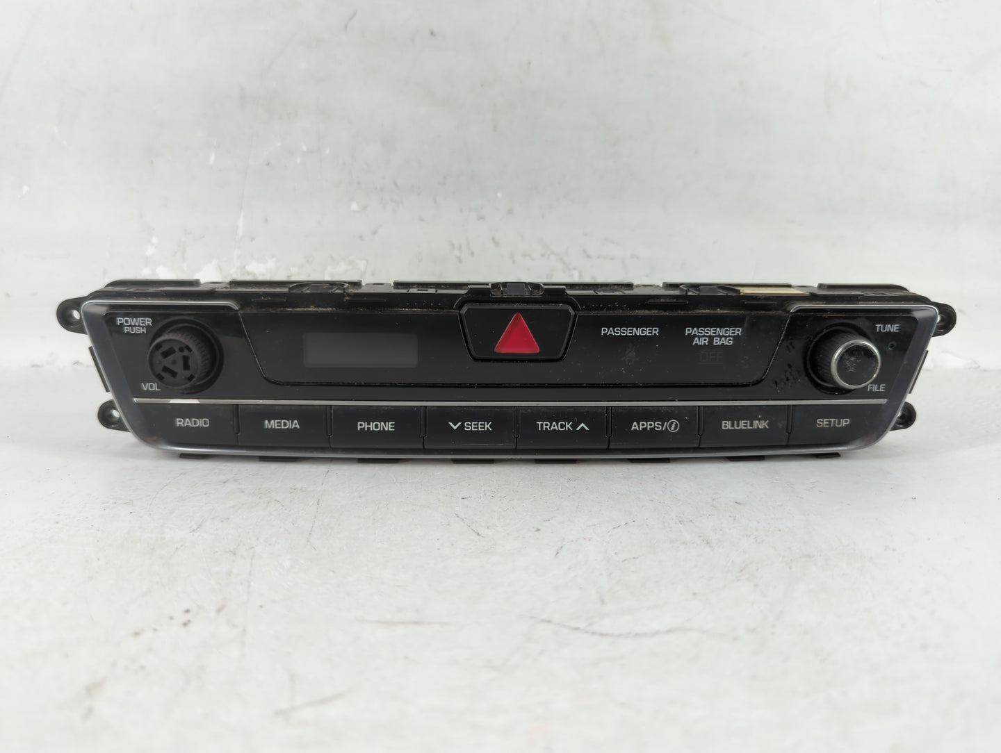 2016-2017 Hyundai Sonata Am Fm Cd Player Radio Receiver - Oemusedautoparts1.com