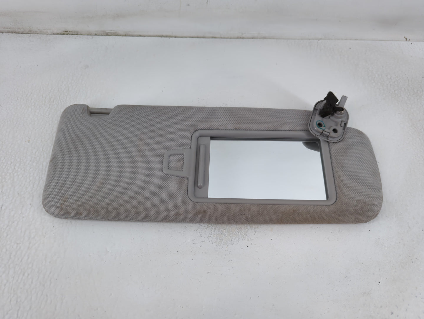2016-2019 Hyundai Sonata Sun Visor Shade Replacement Passenger Right Mirror Fits Fits 2016 2017 2018 2019 OEM Used Auto Part