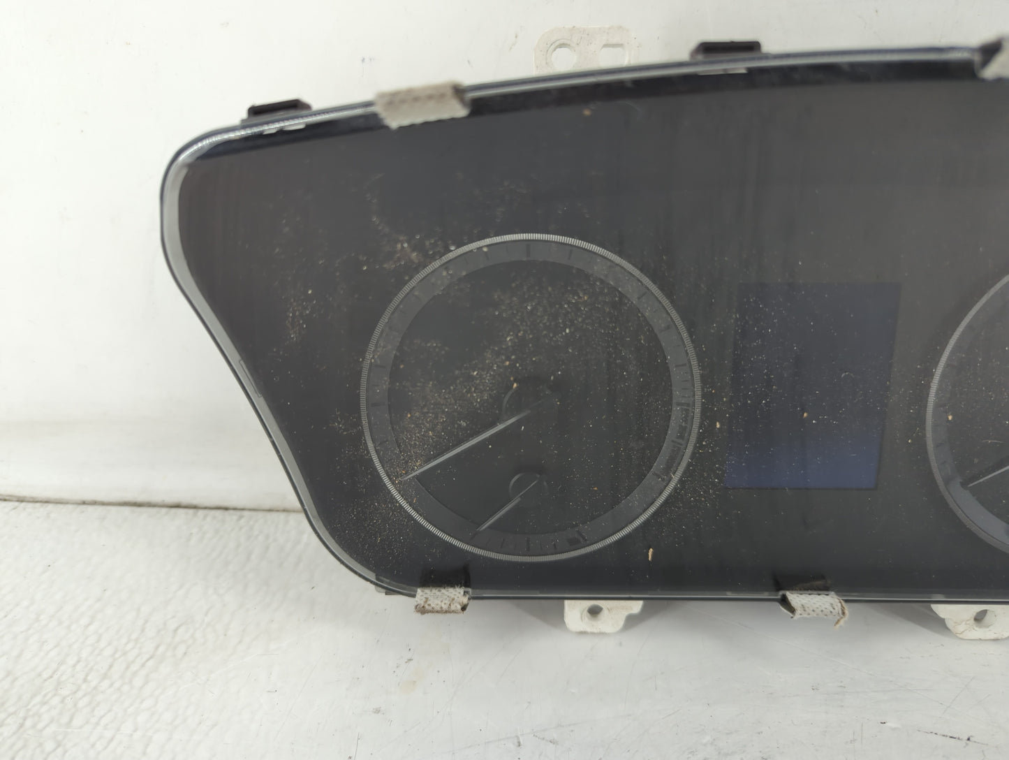 2016-2017 Hyundai Sonata Instrument Cluster Speedometer Gauges P/N:94001-C2201 Fits Fits 2016 2017 OEM Used Auto Parts - Oem