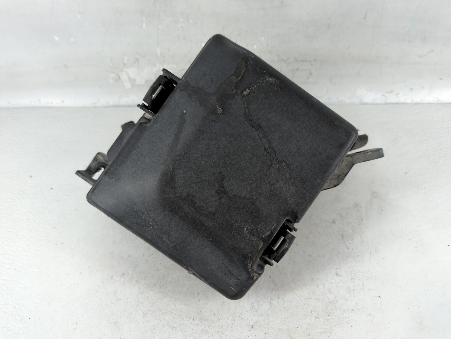 2016-2017 Hyundai Sonata Fusebox Fuse Box Panel Relay Module P/N:91950-C1820 Fits Fits 2016 2017 OEM Used Auto Parts - Oemus