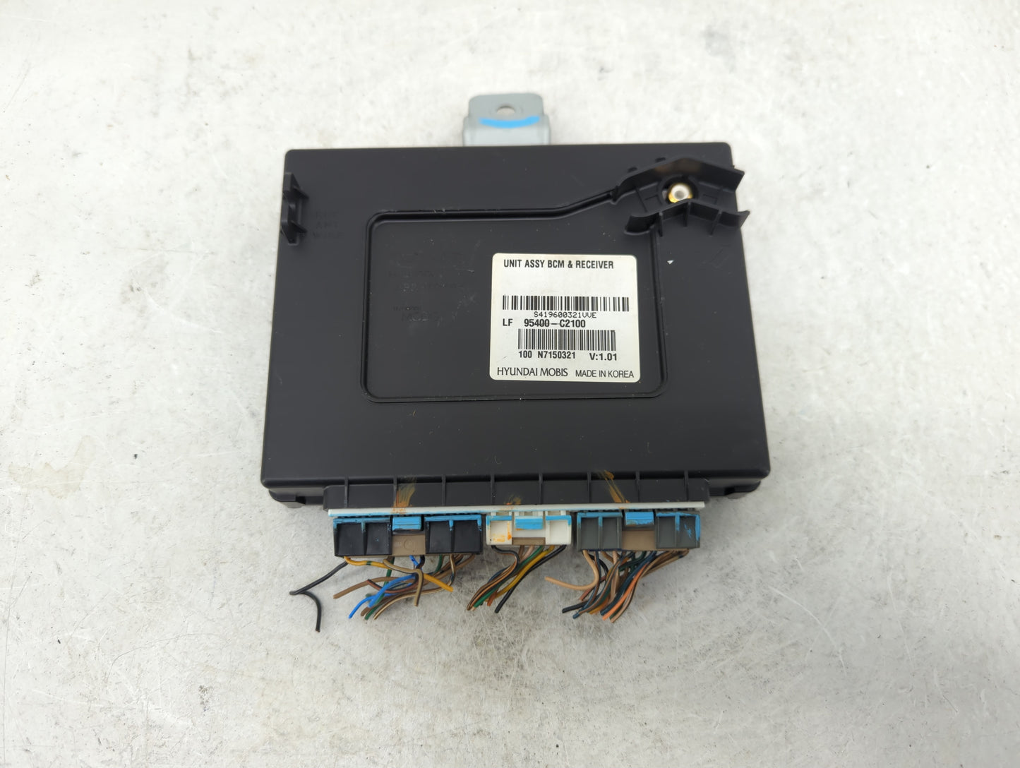 2015-2017 Hyundai Sonata Body Control Module Bcm Inner Cabin Fuse Box - Oemusedautoparts1.com