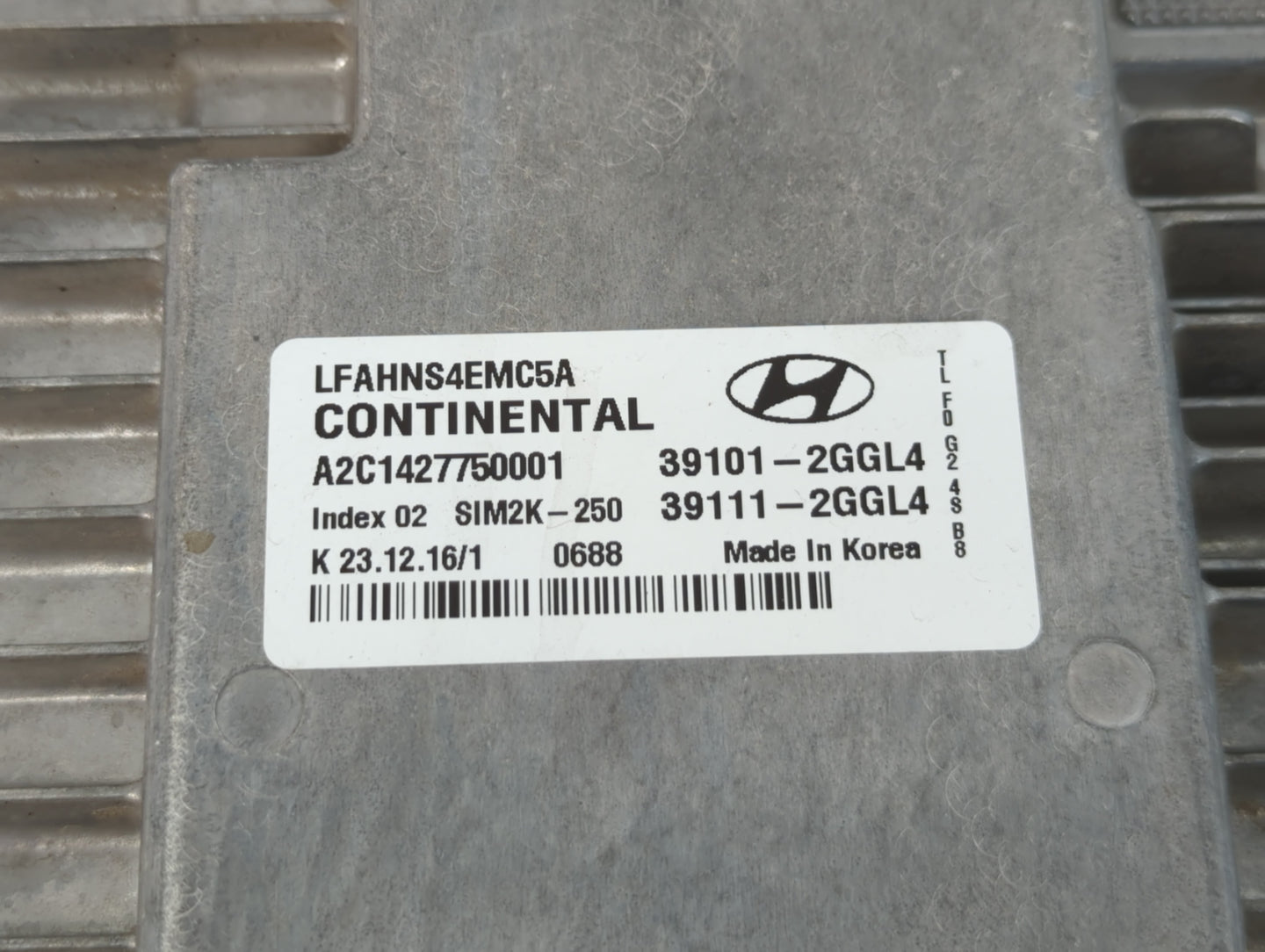 2015-2017 Hyundai Sonata PCM Engine Control Computer ECU ECM PCU OEM P/N:39101-2GGL4 Fits Fits 2015 2016 2017 OEM Used Auto 