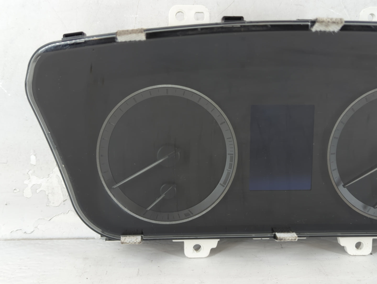 2016-2017 Hyundai Sonata Instrument Cluster Speedometer Gauges P/N:94001-C2201 Fits Fits 2016 2017 OEM Used Auto Parts - Oem