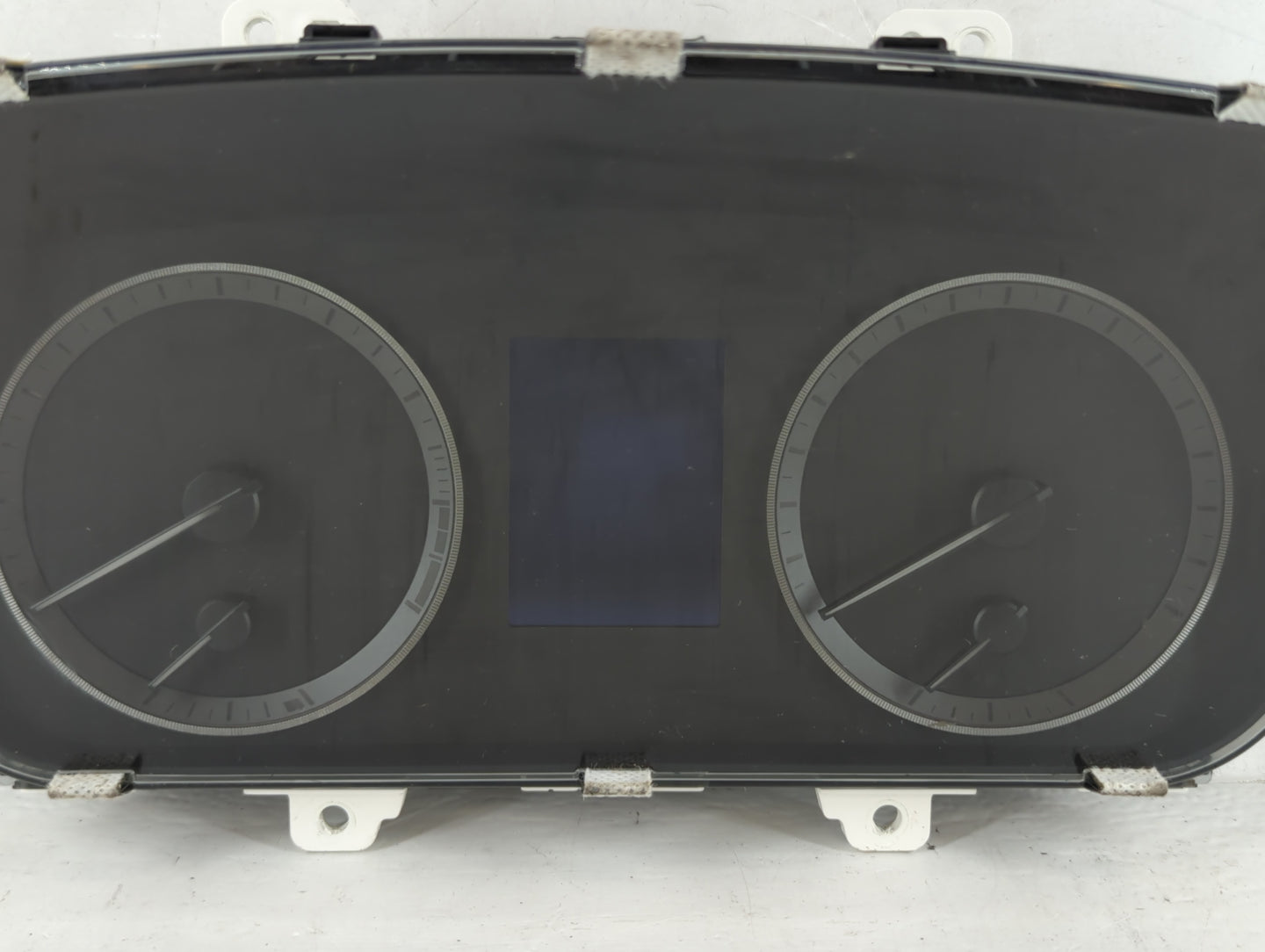 2016-2017 Hyundai Sonata Instrument Cluster Speedometer Gauges P/N:94001-C2201 Fits Fits 2016 2017 OEM Used Auto Parts - Oem