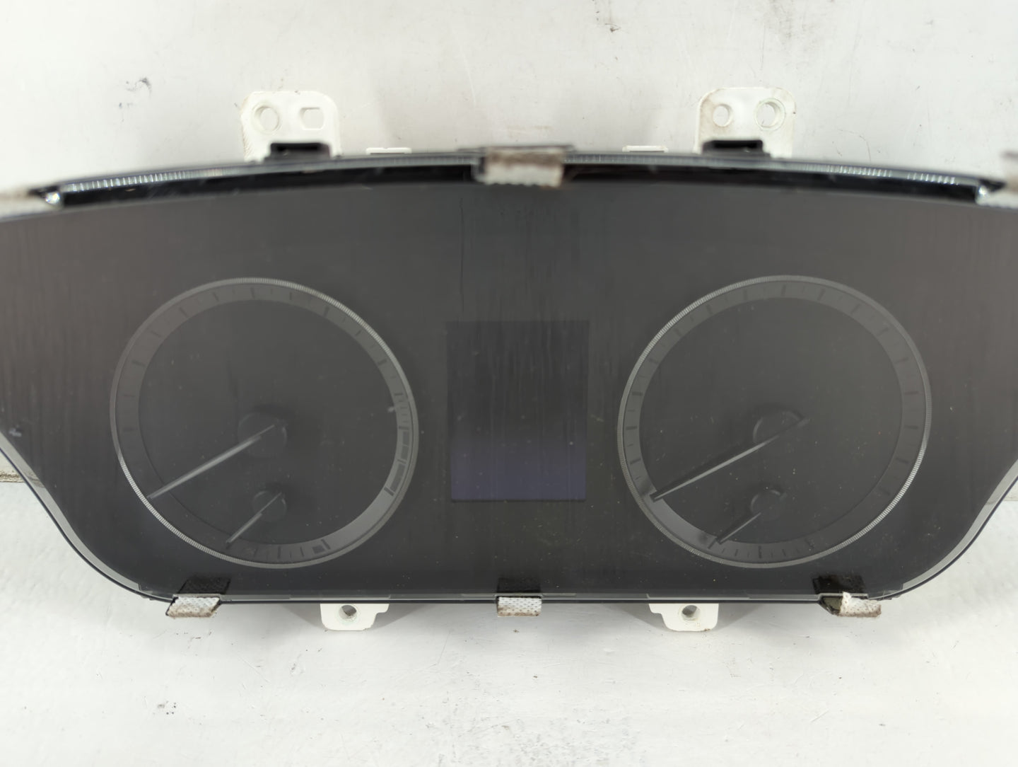 2016-2017 Hyundai Sonata Instrument Cluster Speedometer Gauges P/N:94001-C2201 Fits Fits 2016 2017 OEM Used Auto Parts - Oem