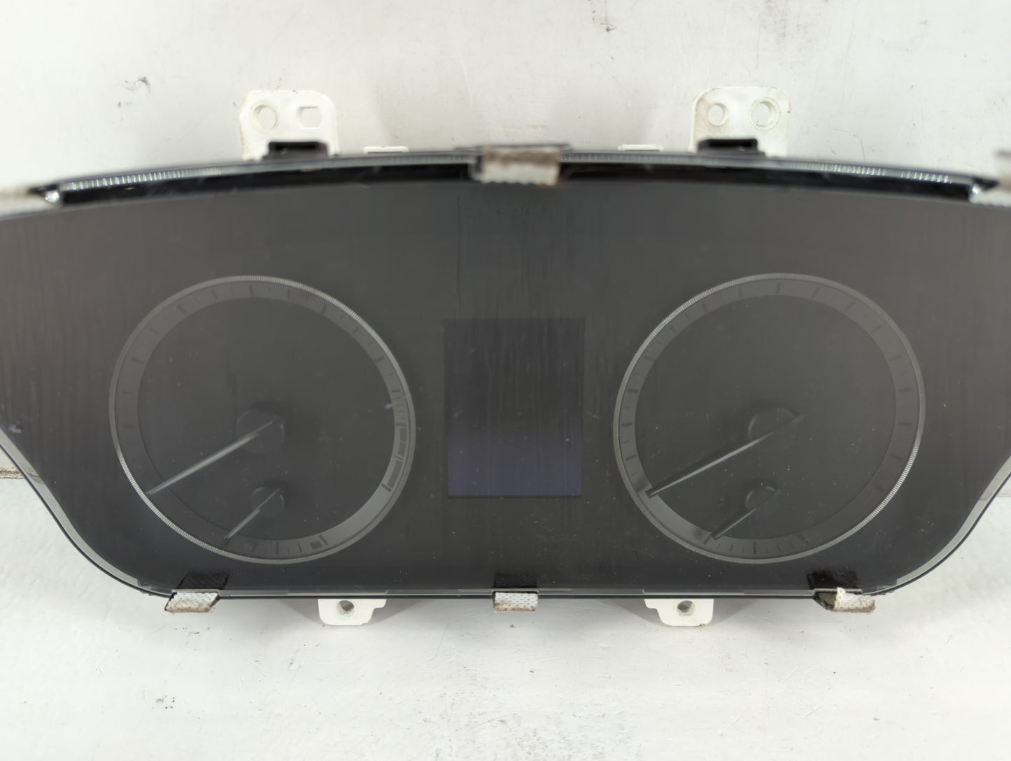 2016-2017 Hyundai Sonata Instrument Cluster Speedometer Gauges P/N:94001-C2201 Fits Fits 2016 2017 OEM Used Auto Parts - Oem