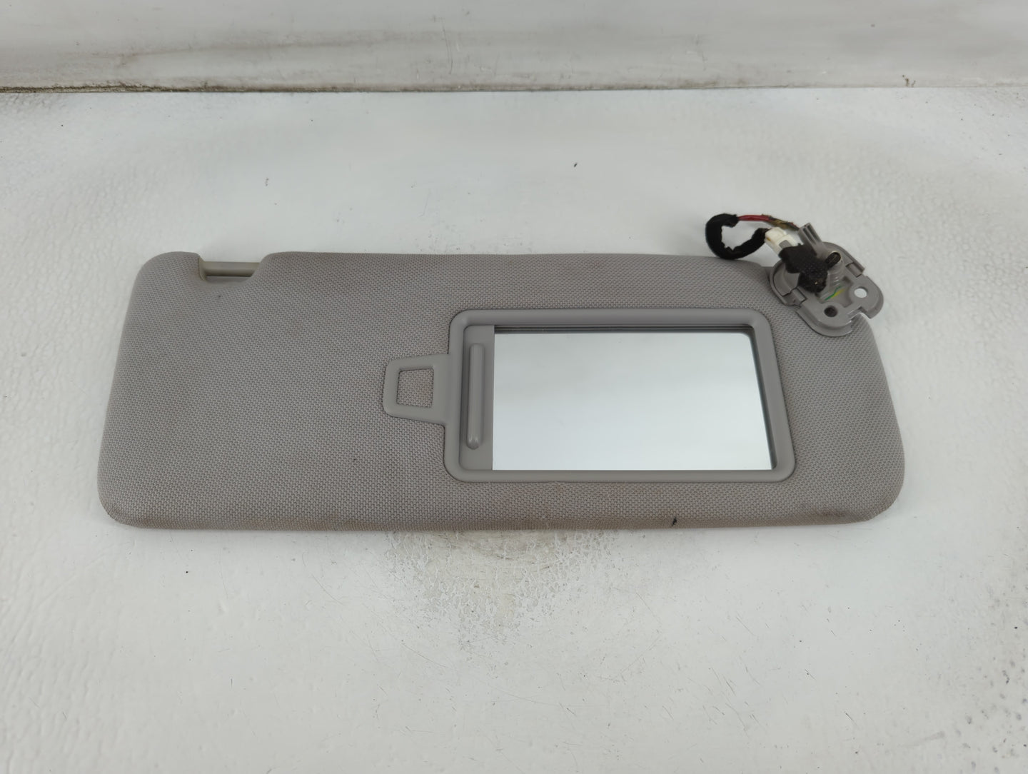 2016-2019 Hyundai Sonata Sun Visor Shade Replacement Passenger Right Mirror Fits Fits 2016 2017 2018 2019 OEM Used Auto Part