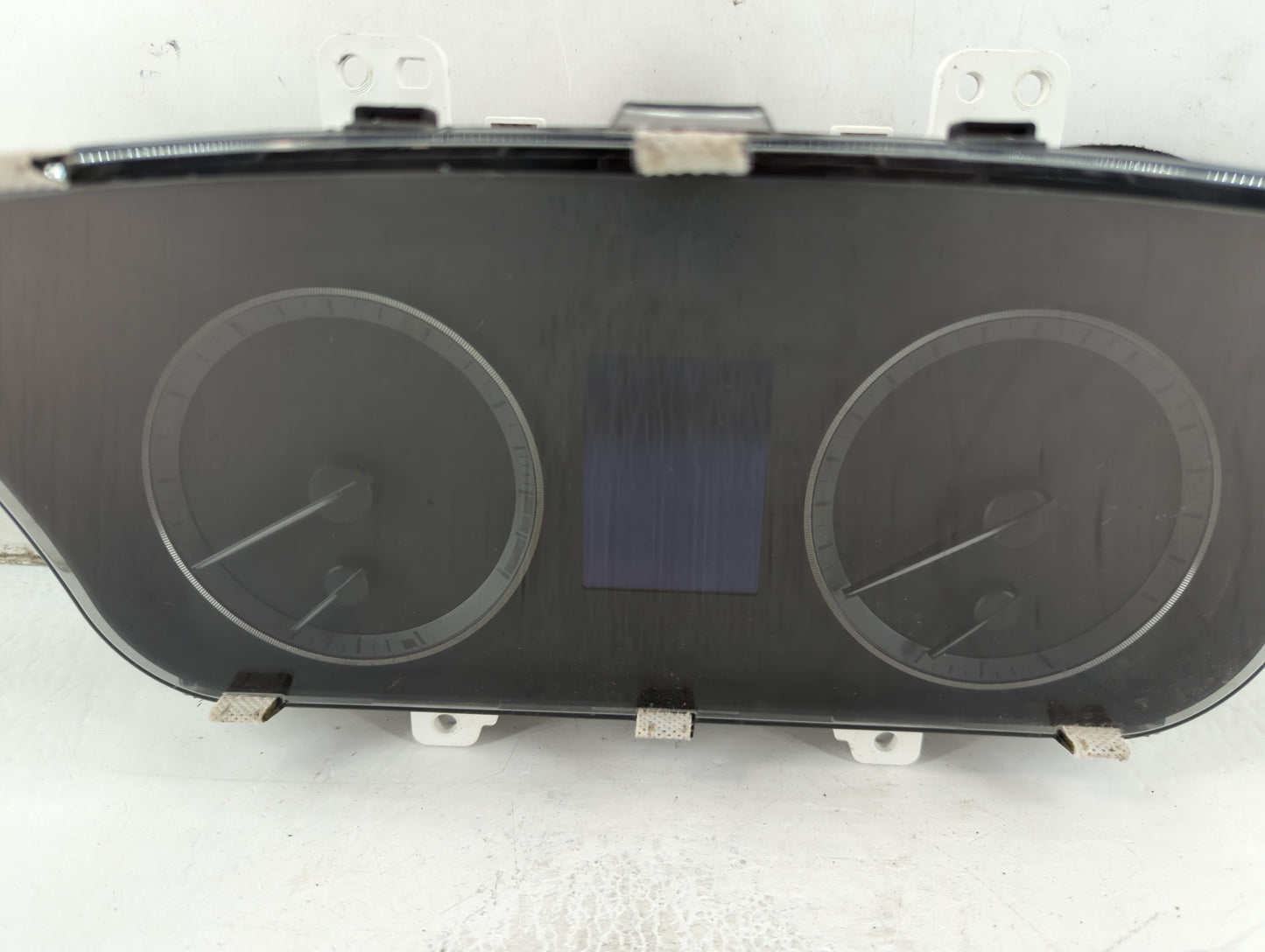 2016-2017 Hyundai Sonata Instrument Cluster Speedometer Gauges P/N:94001-C2201 Fits Fits 2016 2017 OEM Used Auto Parts - Oem