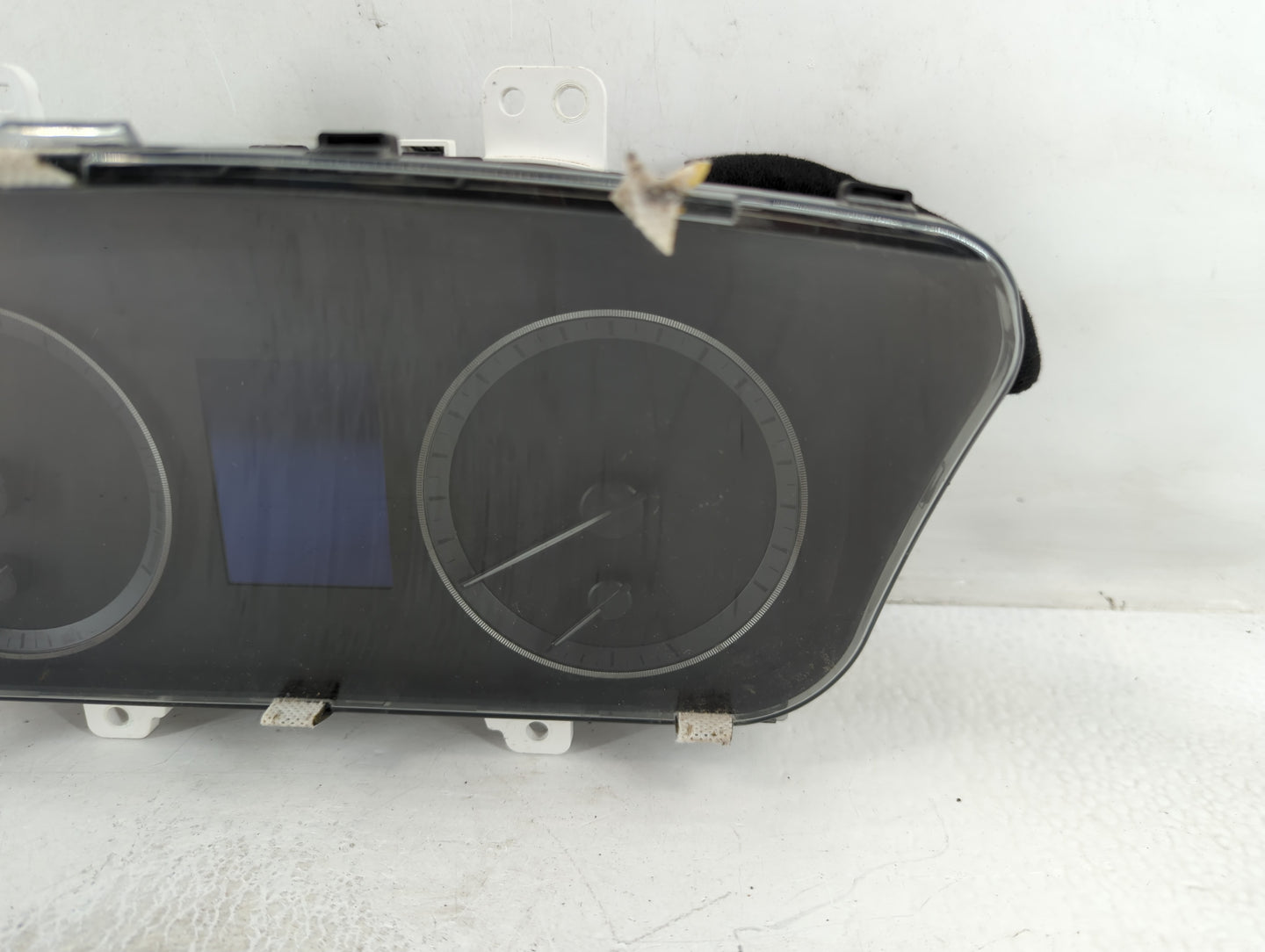 2016-2017 Hyundai Sonata Instrument Cluster Speedometer Gauges P/N:94001-C2201 Fits Fits 2016 2017 OEM Used Auto Parts - Oem