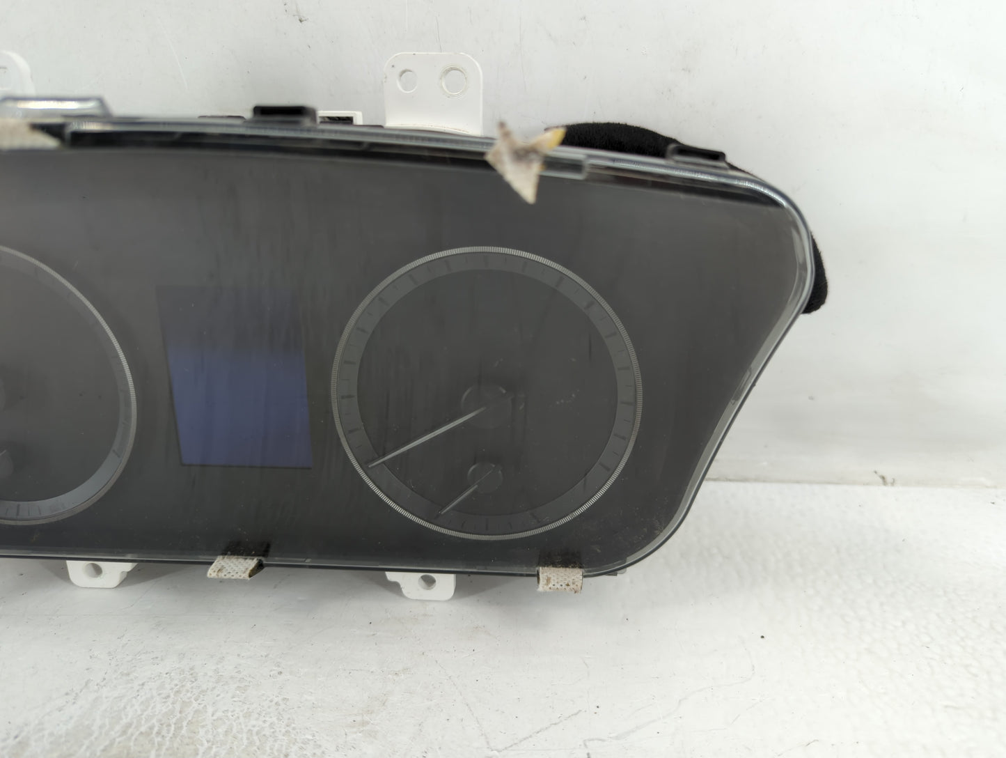 2016-2017 Hyundai Sonata Instrument Cluster Speedometer Gauges P/N:94001-C2201 Fits Fits 2016 2017 OEM Used Auto Parts - Oem