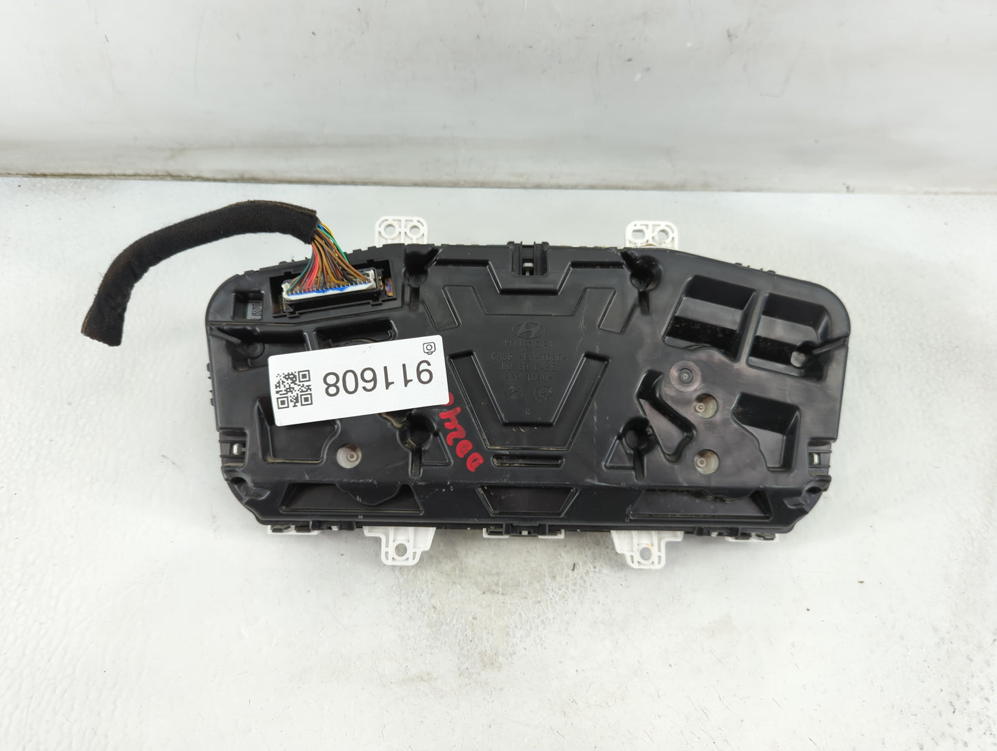2016-2017 Hyundai Sonata Instrument Cluster Speedometer Gauges P/N:94001-C2201 Fits Fits 2016 2017 OEM Used Auto Parts - Oem