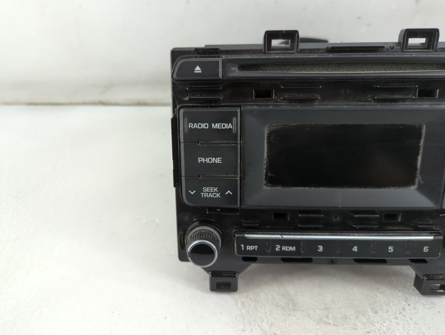 2016-2017 Hyundai Sonata Radio AM FM Cd Player Receiver Replacement P/N:96170-C20504X Fits Fits 2016 2017 OEM Used Auto Part
