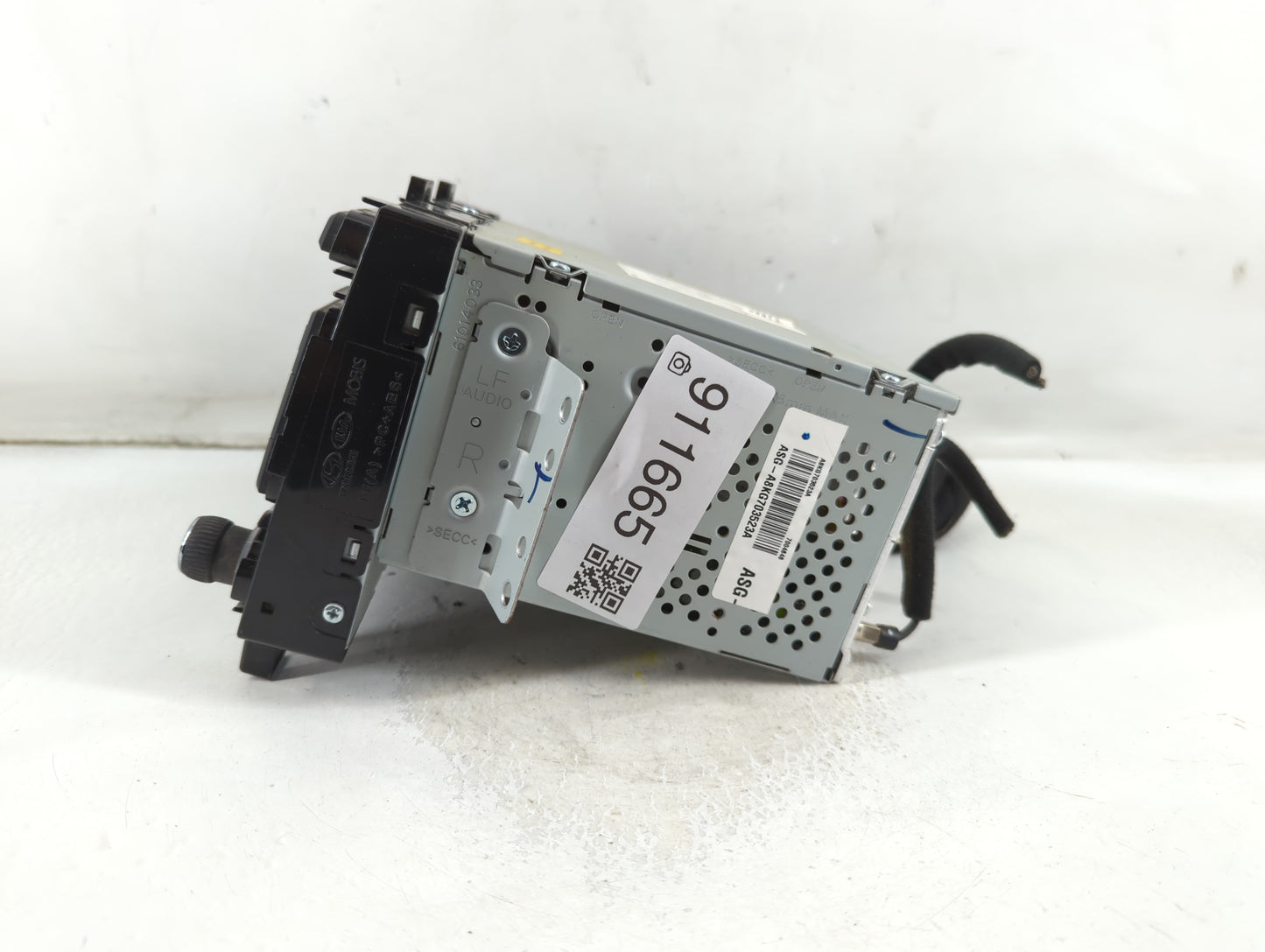 2016-2017 Hyundai Sonata Radio AM FM Cd Player Receiver Replacement P/N:96170-C20504X Fits Fits 2016 2017 OEM Used Auto Part