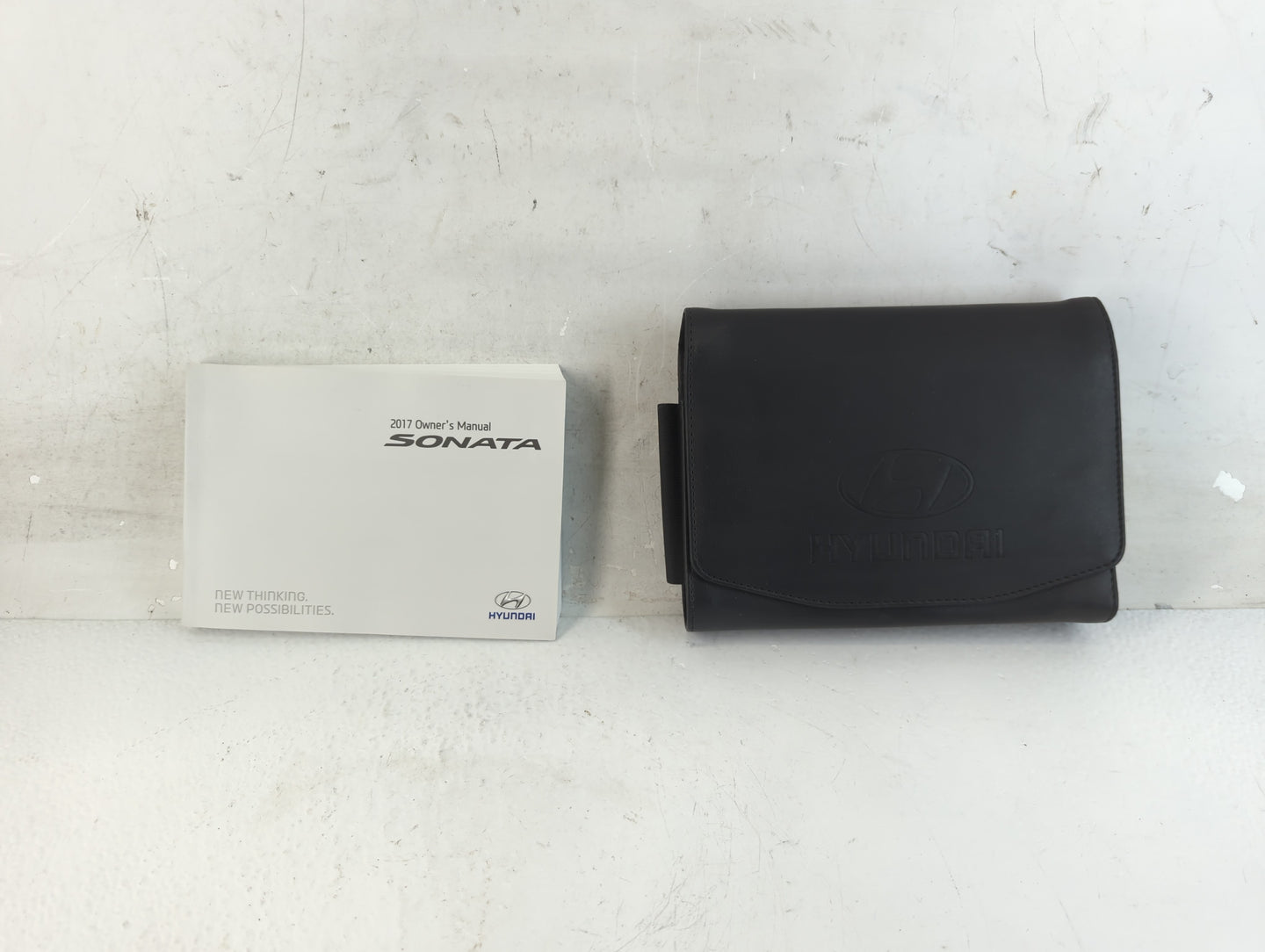 2017 Hyundai Sonata Owners Manual Book Guide P/N:HC10-EU60E OEM Used Auto Parts - Oemusedautoparts1.com