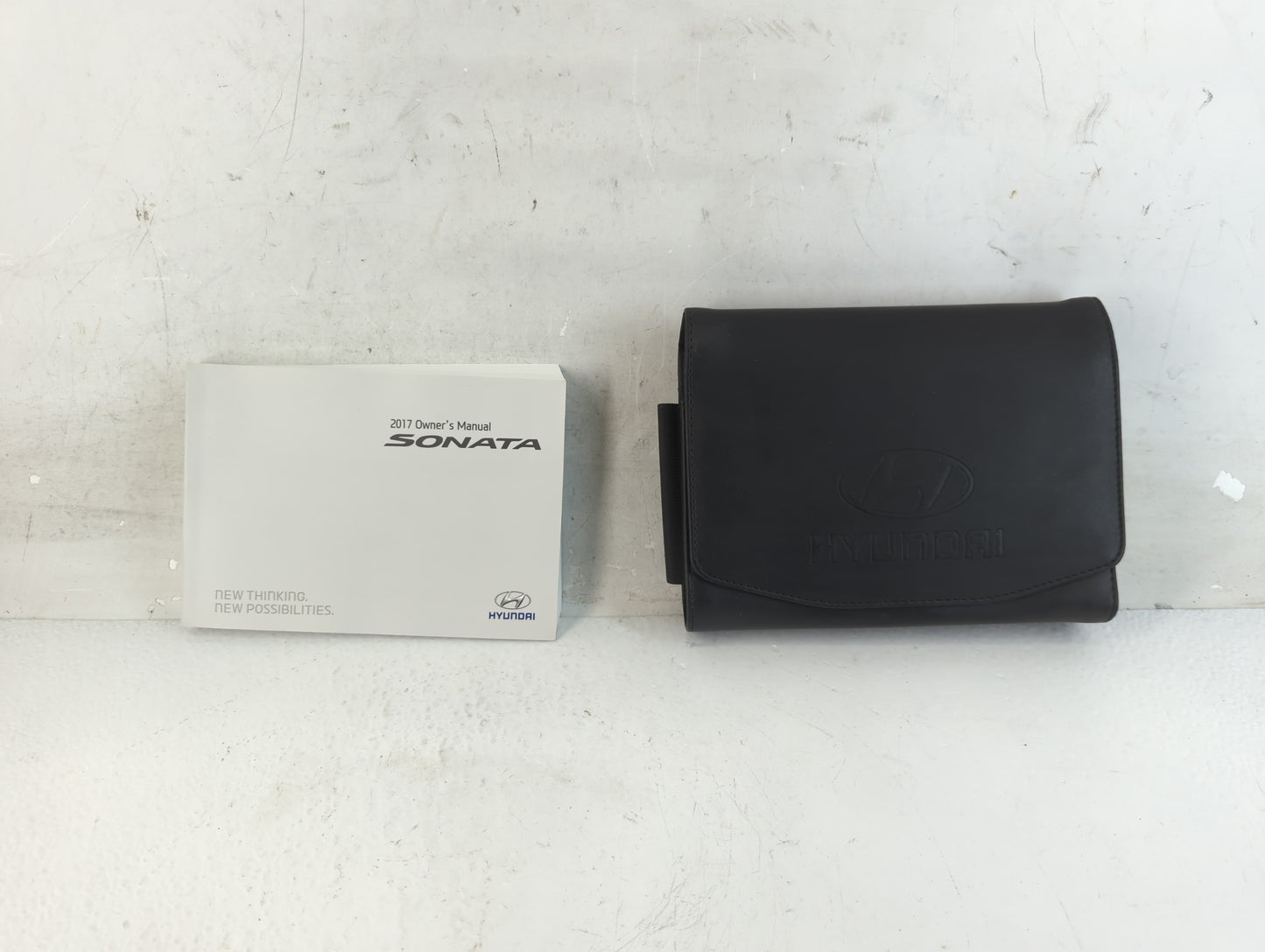 2017 Hyundai Sonata Owners Manual Book Guide P/N:HC10-EU60E OEM Used Auto Parts - Oemusedautoparts1.com