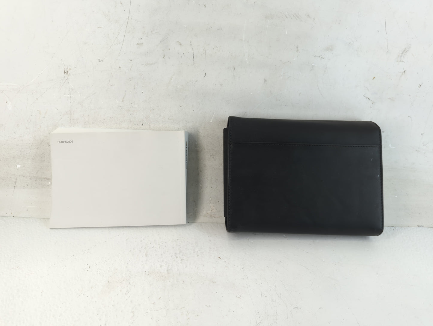 2017 Hyundai Sonata Owners Manual Book Guide P/N:HC10-EU60E OEM Used Auto Parts - Oemusedautoparts1.com