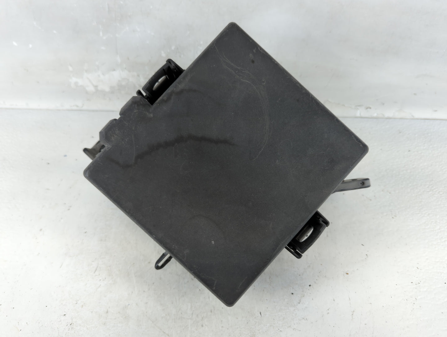 2016-2018 Hyundai Tucson Fusebox Fuse Box Panel Relay Module P/N:91941-D3022 Fits Fits 2016 2017 2018 OEM Used Auto Parts - 