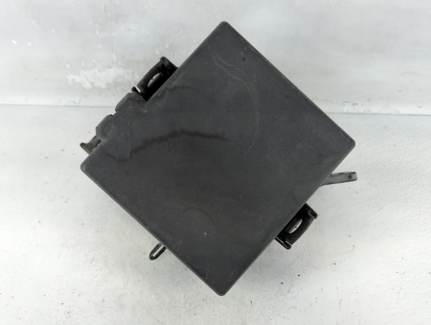 2016-2018 Hyundai Tucson Fusebox Fuse Box Panel Relay Module P/N:91941-D3022 Fits Fits 2016 2017 2018 OEM Used Auto Parts - 