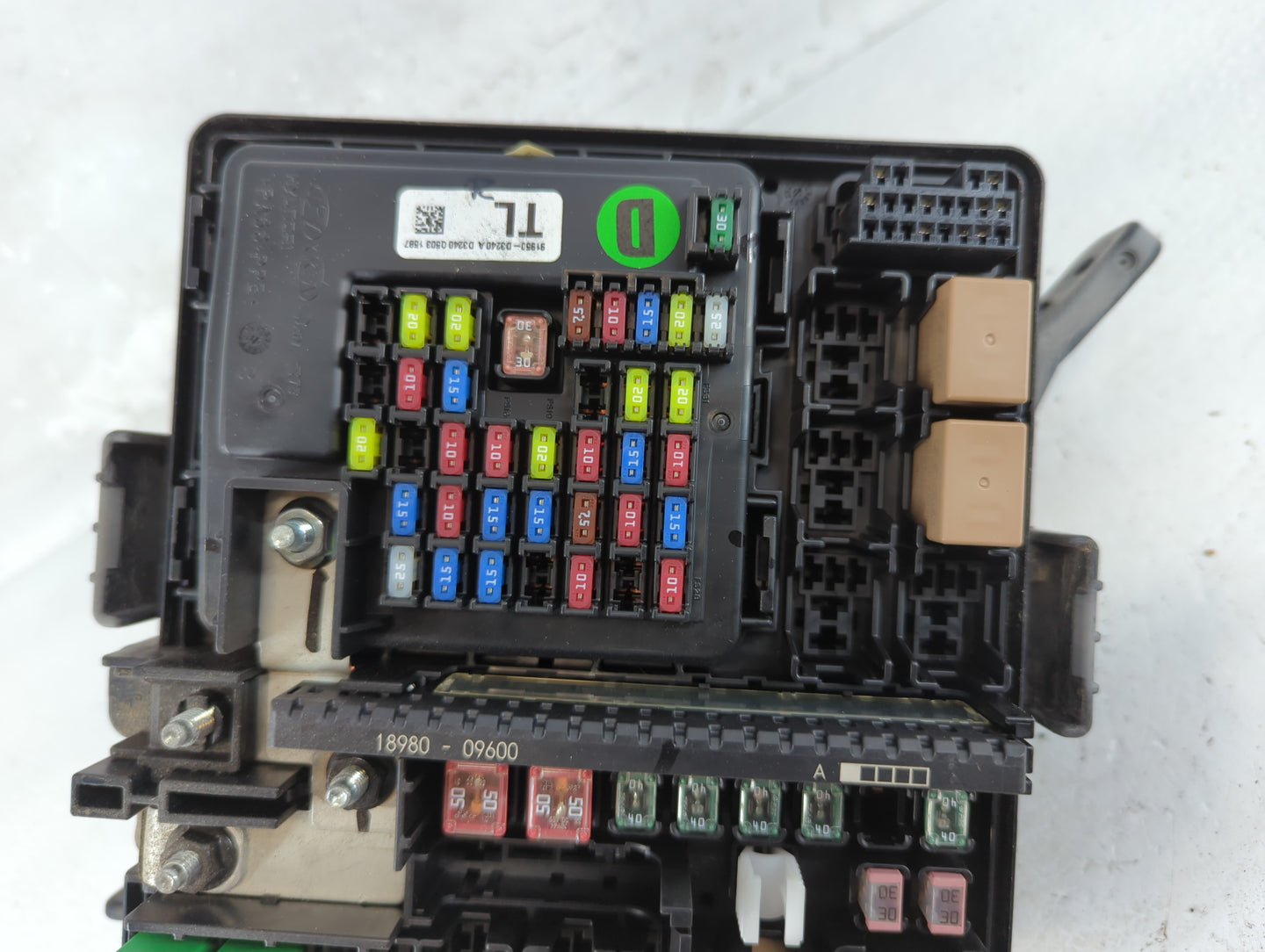 2016-2018 Hyundai Tucson Fusebox Fuse Box Panel Relay Module P/N:91941-D3022 Fits Fits 2016 2017 2018 OEM Used Auto Parts - 