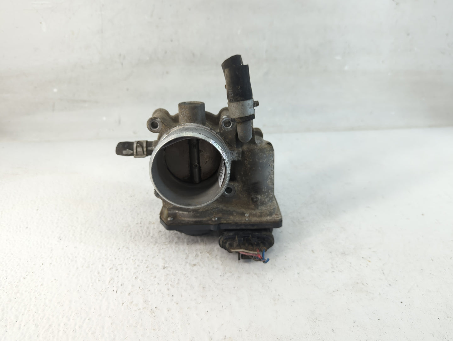 2016-2018 Hyundai Tucson Throttle Body P/N:35100-2B340 Fits Fits 2015 2016 2017 2018 2019 2020 2021 2022 OEM Used Auto Parts