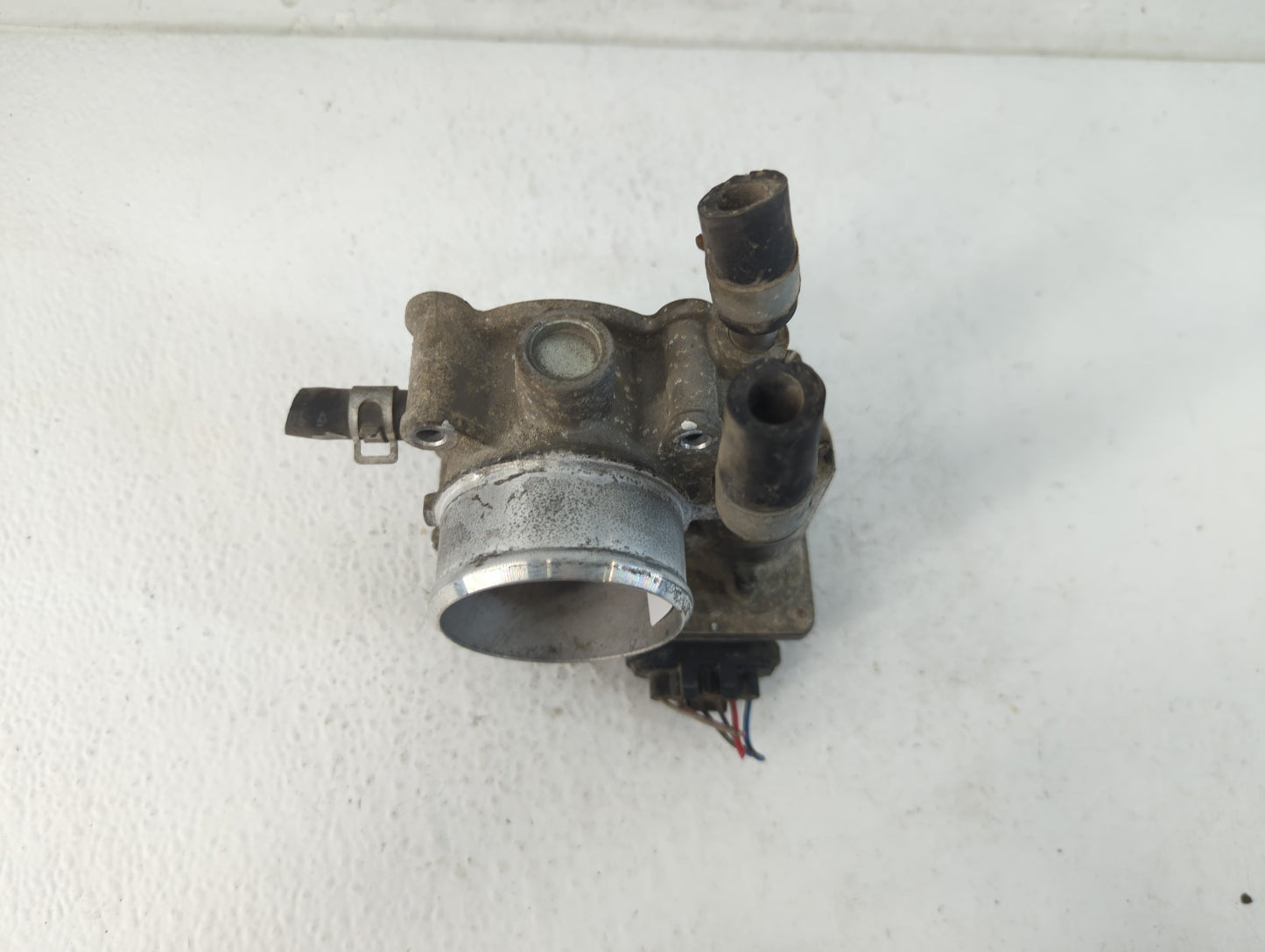 2016-2018 Hyundai Tucson Throttle Body P/N:35100-2B340 Fits Fits 2015 2016 2017 2018 2019 2020 2021 2022 OEM Used Auto Parts