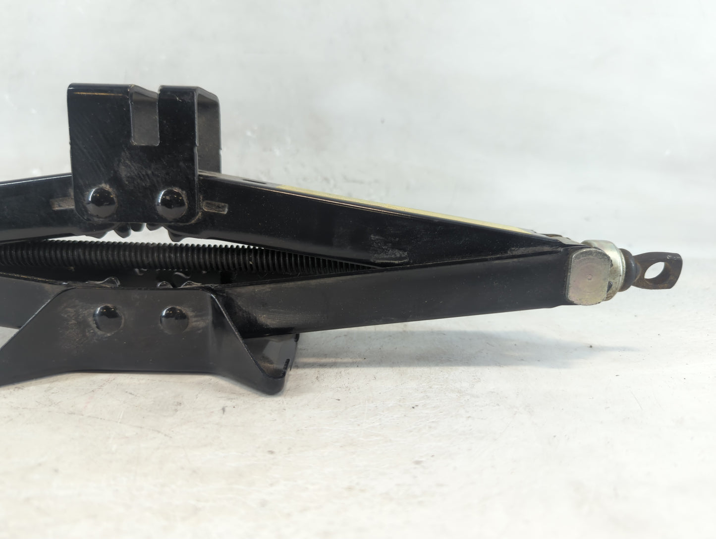 2017 Hyundai Tucson Spare Scissor Car Jack 1048295 - Oemusedautoparts1.com
