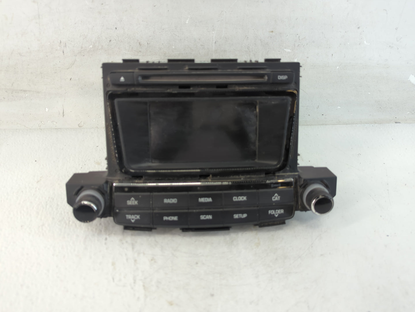 2016-2017 Hyundai Tucson Radio AM FM Cd Player Receiver Replacement P/N:96180-D31004X Fits Fits 2016 2017 OEM Used Auto Part