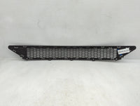 2016-2018 Hyundai Tucson Front Grille Bumper Not Included - Oemusedautoparts1.com